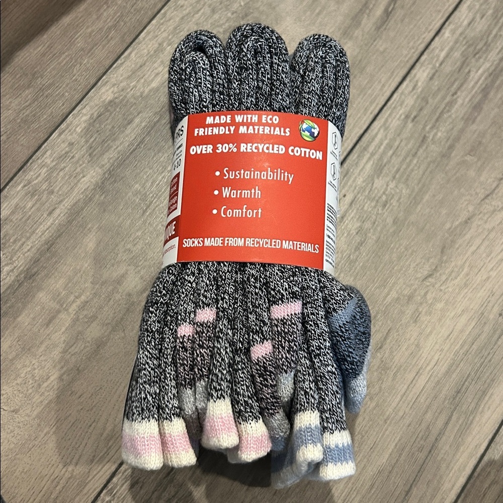 NEW 🆕 Kodiak Women’s Thermal Socks - 3 pairs 4-10 - Picture 2 of 3